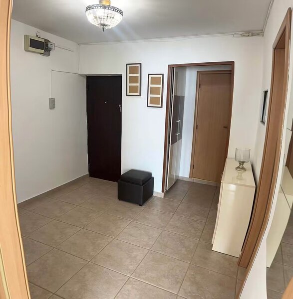 Berceni, 4 camere, 89 mp, 2 grupuri sanitare, bloc anvelopat,